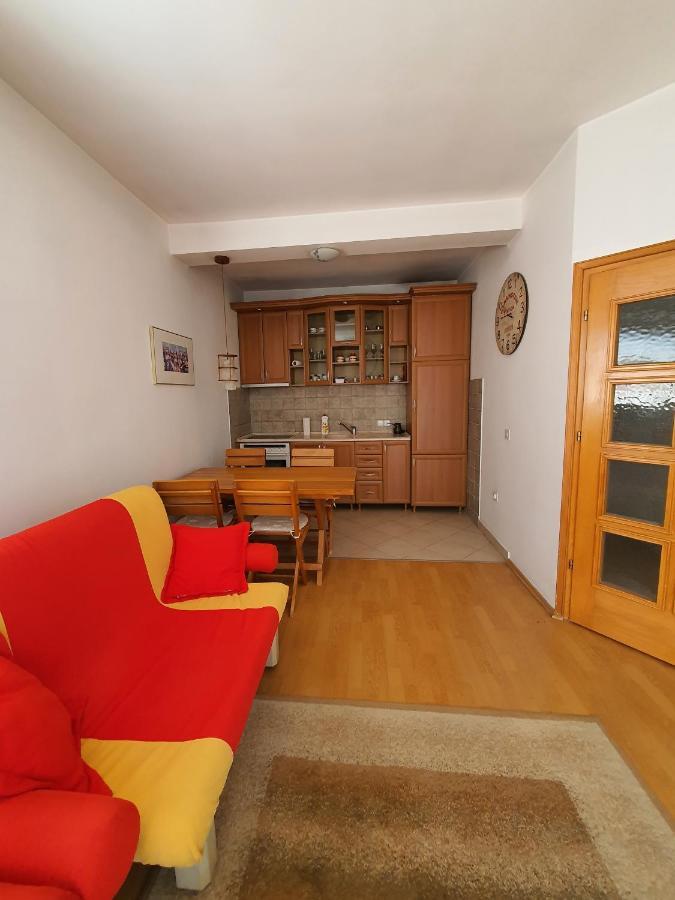 Zogu Apartments - City View Pristina Buitenkant foto